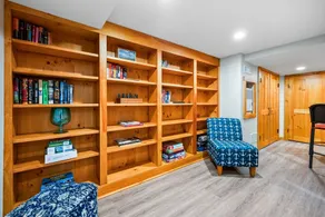 Chic Cape Cod Home Near Beach Bike Path - Image 2