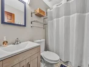 3 Bedrooms, 1 Flex Room, 3 Bathrooms! Great Dock! 3 Kayaks, Canoe & 2 Paddleboards! Pet Friendly! - Image 2