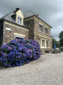 Maison de Campagne Située Dans un Écrin de Verdure à 30 mn des Plages - Image 5