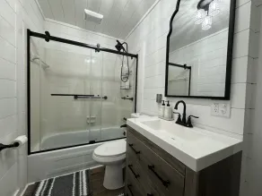 Home away from home with private hot tub, golf cart and more!! - Image 5