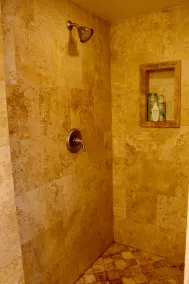 Se og hør havet fra dette smukke strandhus - Image 4