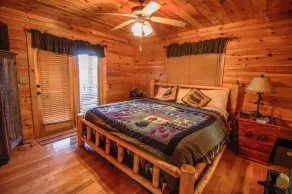 Black Bear Lodge - Cabine supérieure de première classe avec bain à remous et vues fantastiques! - Image 4