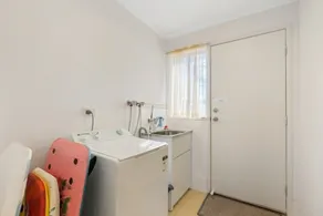 8 Corcoran Avenue - BEACH SEAS THE DAY - Image 2