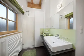 Ferienwohnung \"Feldhof Apfeloase\" mit Salzwasser Pool, Panoramaliegewiese und Balkon - Image 2