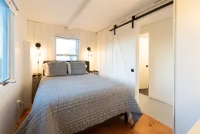 Private Oceanfront 3BR Cottage - Image 4