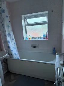 Tranquil Leicester Retreat in Oadby - Image 3