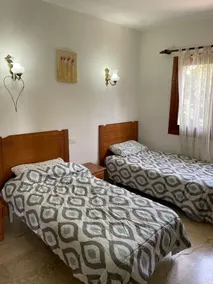 Private Pool, terrace vineyard views, BBQ, Table Tennis, 5 min car Beach/Town - Image 5