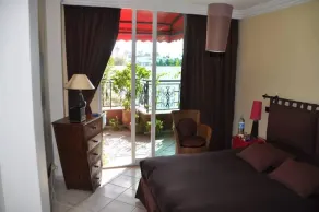 Pleasant apartment with two beautiful terraces in the heart of Rabat - Image 4