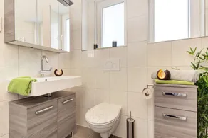 Apartment with Spa Park View & Balcony – 110 m² for up to 6 Guests - Image 3