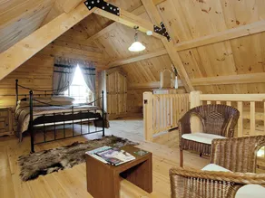 Kingfisher Lodge - E4159A - Image 3