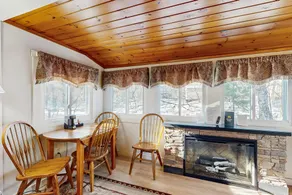 Cute Riverfront Cabin in Great Location w/ Shared Pool, Kitchenette, & Free WiFi - Image 5