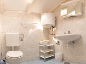 Apartamentos Ante, (13876), Vinišće, riviera Trogir, Croacia - Image 2