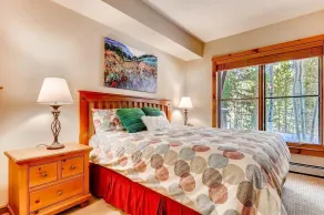 Spacious Private Condo for 6 - Image 4