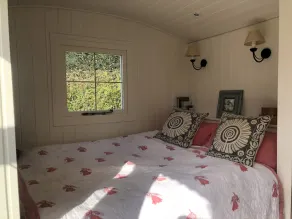 Private Shepherd’s Hut - Image 5