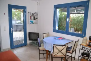 Modern holiday home, very quiet, surrounded by olive groves on a hill - Image 4