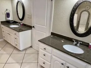 Perfect Getaway! Private Pool, Hot Tub & Dog Run 15 Min to Downtown - CITY VIEWS - Image 4