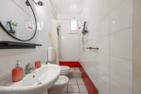Villa \"Rossana sul Mare\" with Private Outdoor Terrace, Shared Garden and Wi-Fi - Image 5
