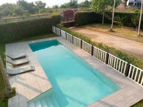 Romantic villa with pool on the beach - Image 4