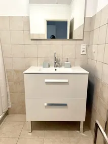 Top di casa, aria condizionata, ingresso indipendente, giardino privato, posto auto - Image 2