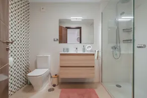 NY! Vacker aptt - utsikt över havet och bergen - pool - vacker terrass - Wifi - Image 3