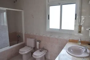 Hus i Roda de Berà, med privat pool och tennisbana! - Image 4