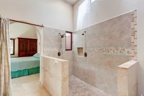 Private House with Pool, 2 Mins walk to Beach/Restaurants, Hanging Bed +6 Bikes - Image 4