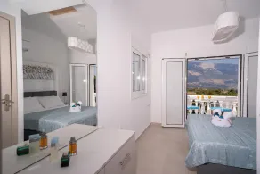 Luxury Villa with private pool in tranquil setting, - Image 2