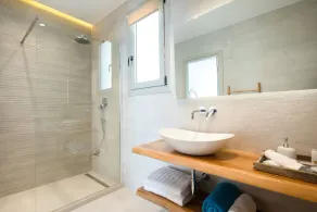 'Prestige Collection'  |  Contemporary Villa with sea views - Image 3