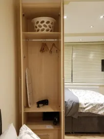 London Luxury Apartments 1min walk from Underground, with FREE PARKING FREE WIFI - Image 5