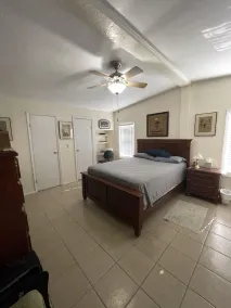 Country lake retreat with Pool and Boat Dock! Cozy + food/attractions nearby! - Image 5