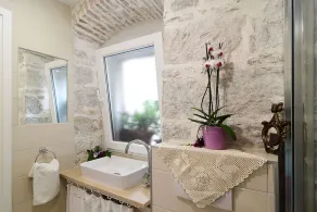 Turrium heritage apartment con patio e camino  fronte mare - Image 3