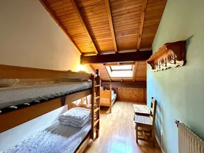 Perfect Alpine Getaway: 2BR Apt, Village Centre, Close to Trails - Image 4