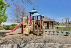 Easy E470 & 125 Access! Quiet Englewood Condo - Image 2