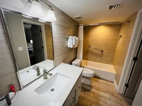 Ocean View 2BR - Pool, Private Beach & Near Parks - Image 3