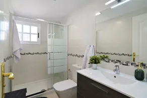 Apartment in private Villa with sea views, community pool, WIFFI. - Image 3