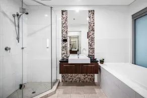 Penthouse 406 The Frontage Victor Harbor - Image 4