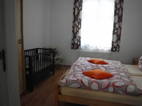 Comfortable apartment for 2 pers. + Child in a renovated monument with a four-sided courtyard - Image 4