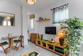 La VICTORIA Home free parking by Cadiz4Rentals - Image 2