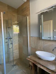 High quality holiday home with WiFi, fireplace & underfloor heating - Image 2