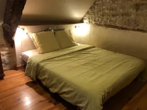 Small welcoming house in a farmhouse. - Image 3