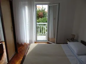 3-Zimmer-Ferienwohnung mit Balkon und Meerblick Sucuraj, Hvar (A-12887-a) - Image 4