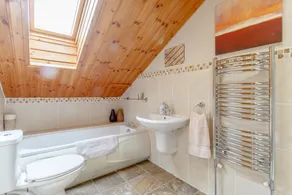 Jamaal Lodge, AMBLE - Image 5