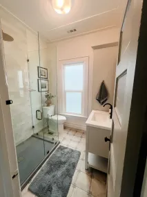 Charming Midtown Cottage, 11 straight blocks to Sherman Ave/Downtown Boat Launch - Image 3