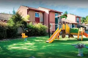 Schöne Ferienwohnung mit Pool und Terrasse | Seeblick | Strand in der Nähe | Haustiere sind willkommen - Image 2