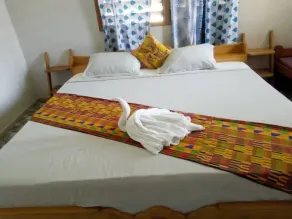 Beach view accommodation - Image 4