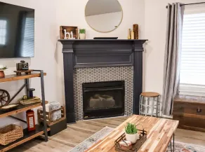 3 bed, 2 bath Luxury Home- SteamPunk Station close to everything! - Image 3