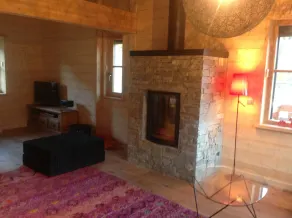 Chalet contemporaneo e autentico nel villaggio di Monétier les Bains<br><br> - Image 2