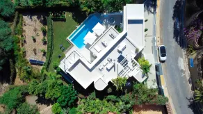 Villa Royale - Modern Luxury 5 bedroom Villa in Rio Real - Image 5