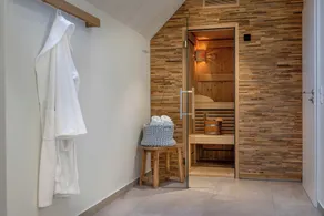 Luxurious chalet (70 sqm) for up to 2 people with sauna - Image 2