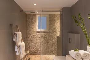 White & Co Exclusive Island Villas - Image 2